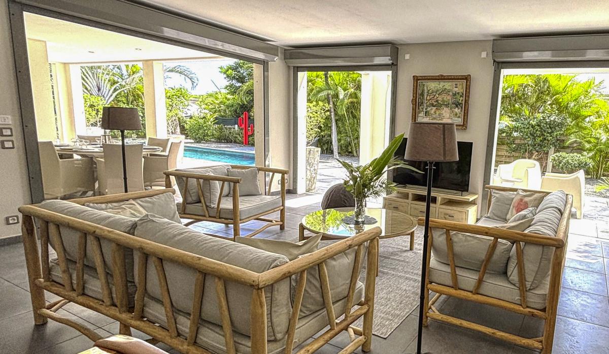 11.Location villa 3 chambres piscine Saint François Guadeloupe_Salon